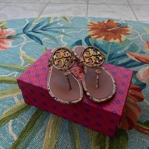 NEW Tory Burch Stamped Snake Printed Metal Miller